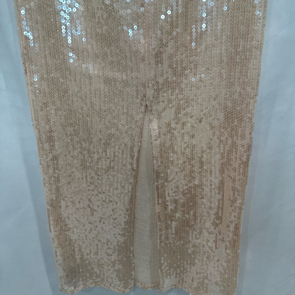 Edikted Riki light pink sheer sequin maxi Skirt - Picture 8 of 15